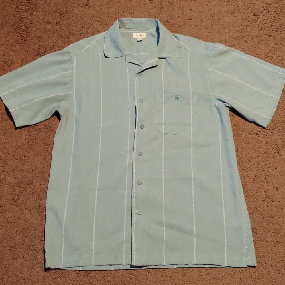 Short sleeve dress shirt